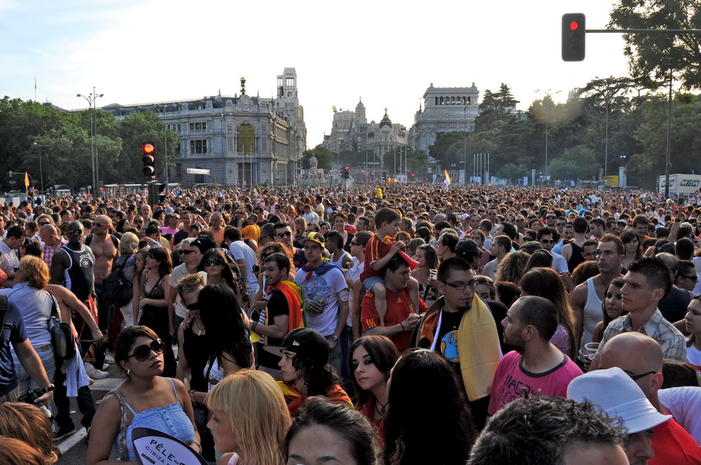 Madrid_ Gaypride_07_10_25_resize.jpg